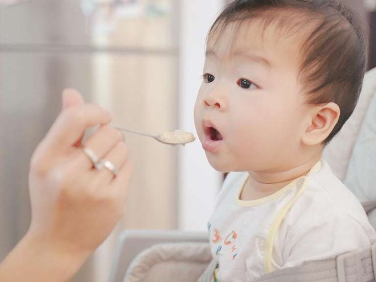 5 Tips to Reduce Food Allergy Risk in your Baby