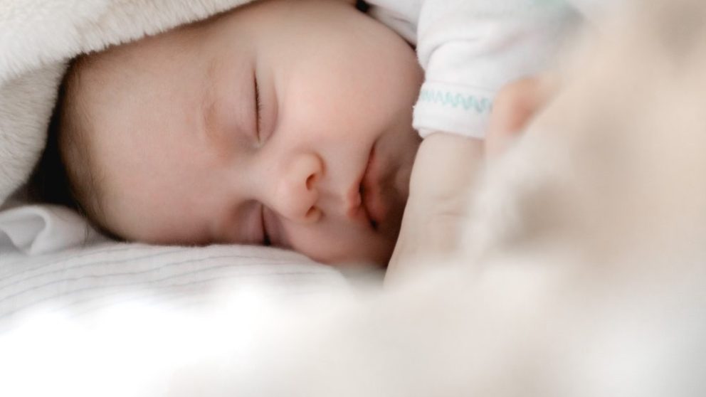 Top 3 sleep strategies for newborn babies